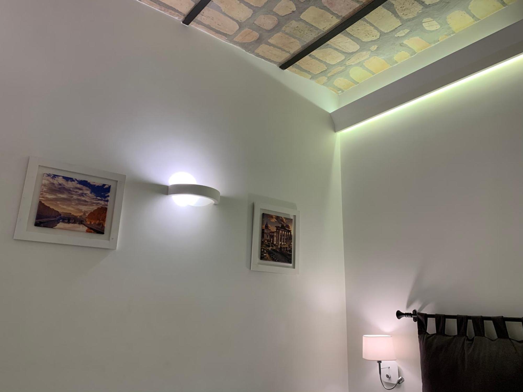 Luxury Rooms Near Colosseum Рим Номер фото